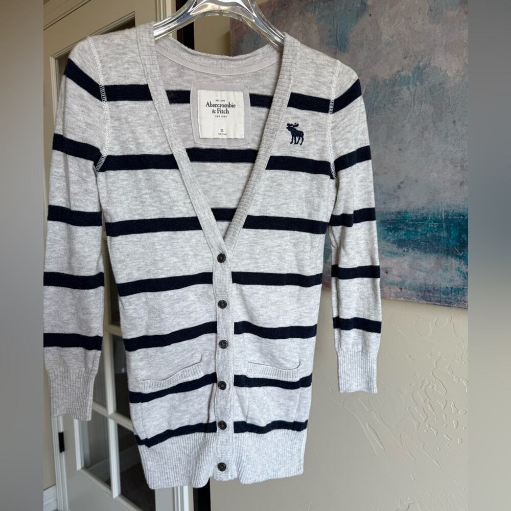 Abercrombie & Fitch XS Gray Navy Striped Cotton Button Cardigan Sweater Logo